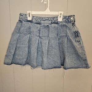 ZARA Pleated Raw Edge Denim Skirt, Medium